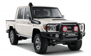 Toyota Land Cruiser Double Cab LX Namib